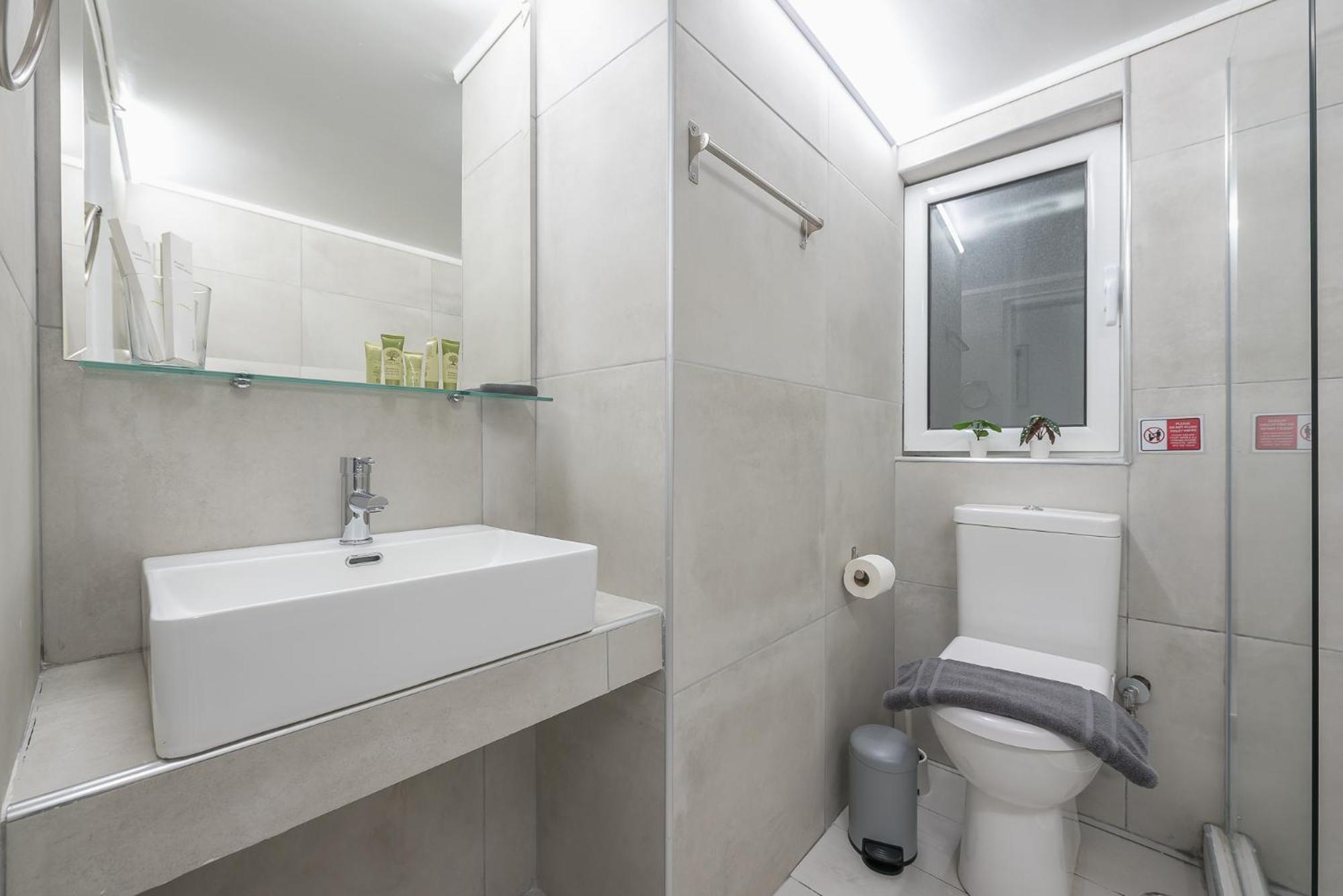 Contemporary Apartment 200M From Acropolis 100Mbps Netflix Афины Экстерьер фото